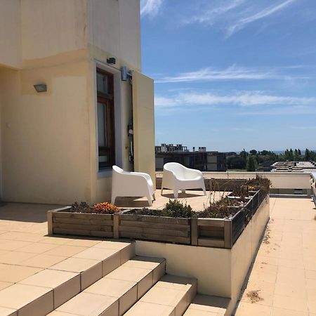 Beautiful Penthouse Apartment With Terrace - 4 Minute Walk To The Beach Tróia Extérieur photo