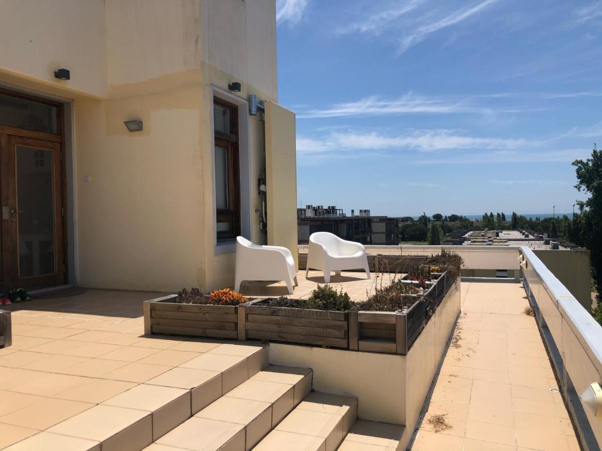 Beautiful Penthouse Apartment With Terrace - 4 Minute Walk To The Beach Tróia Extérieur photo